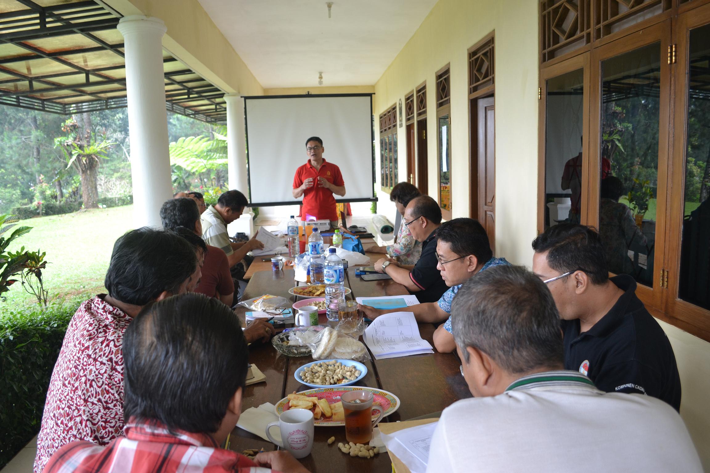 Diskusi dan Pelatihan Rohaniwan Pembina